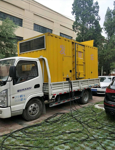 红山发电车出租-柴油发电机组排烟系统设计要求及其考虑因素